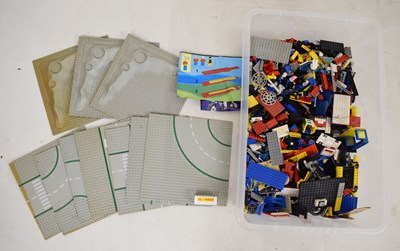 Lot 297 - Mixed quantity of LEGO