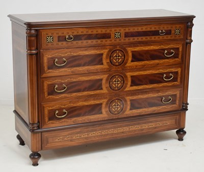 Lot 554 - Good quality modern Italian marquetry inlaid mahogany chest of drawers