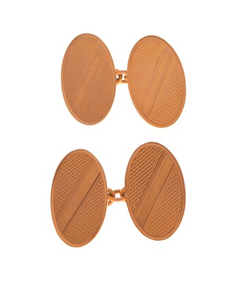 Lot 141 - Pair of yellow metal oval cufflinks