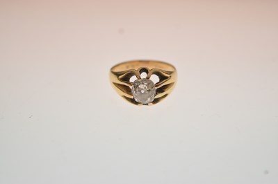 Lot 2 - Diamond single stone yellow metal ring