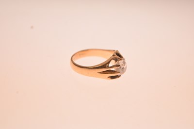 Lot 2 - Diamond single stone yellow metal ring