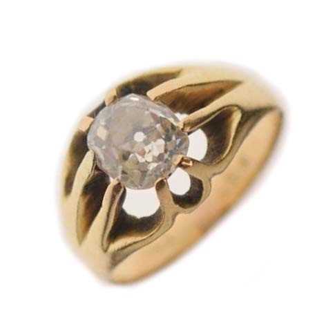 Lot 2 - Diamond single stone yellow metal ring