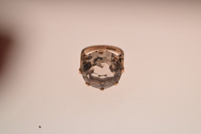 Lot 10 - 9ct gold dress ring set a large clear-coloured stone