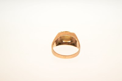 Lot 38 - 9ct gold signet ring inset a Mexican gold token