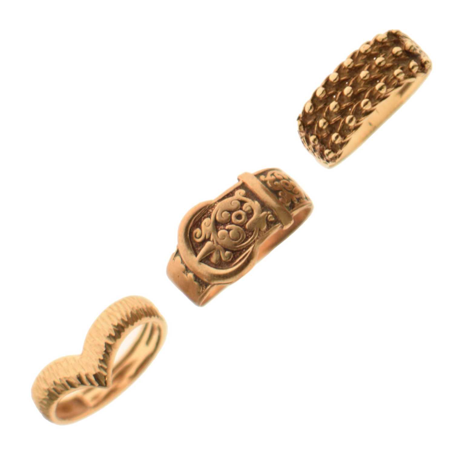 Lot 29 - Three 9ct gold rings (3)