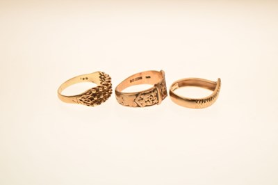 Lot 29 - Three 9ct gold rings (3)