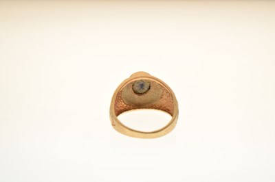 Lot 15 - United States Navy 9ct gold ring