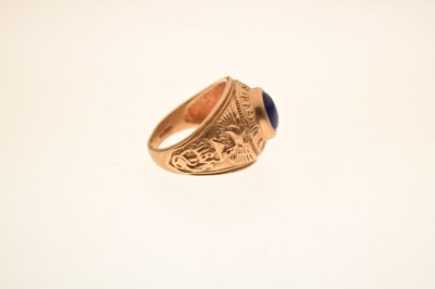 Lot 15 - United States Navy 9ct gold ring