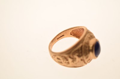 Lot 15 - United States Navy 9ct gold ring