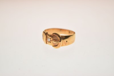 Lot 12 - Edwardian 18ct gold diamond set buckle ring