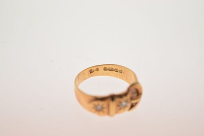 Lot 12 - Edwardian 18ct gold diamond set buckle ring