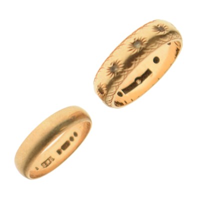 Lot 59 - Two 9ct gold wedding bands