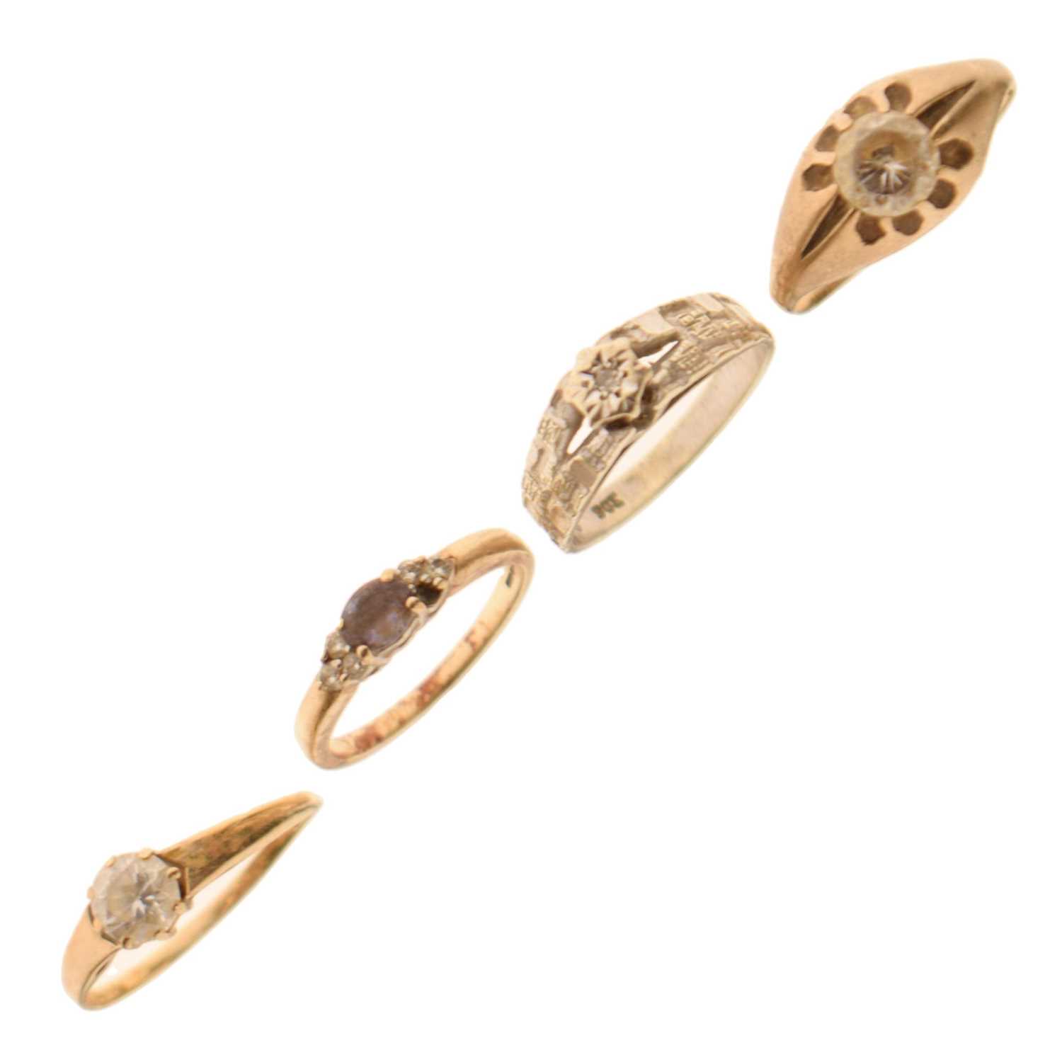 Lot 23 - Four 9ct gold dress rings (a/f)