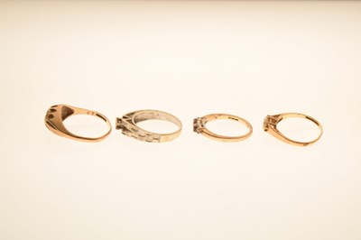 Lot 23 - Four 9ct gold dress rings (a/f)
