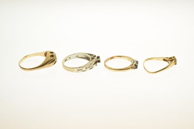 Lot 23 - Four 9ct gold dress rings (a/f)