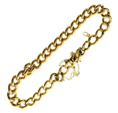 Lot 66 - Yellow metal curb link bracelet