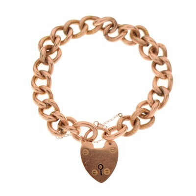 Lot 111 - Edwardian 9ct gold curb link bracelet