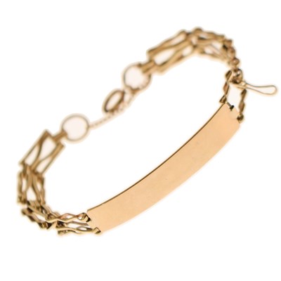 Lot 110 - 9ct gold identity bracelet (a/f)