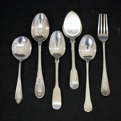 Lot 209 - Collection of silver flatware