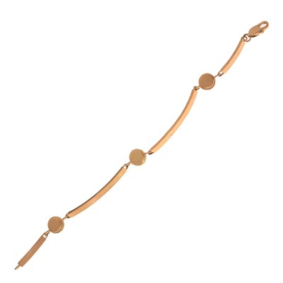 Lot 106 - Yellow metal fancy link bracelet