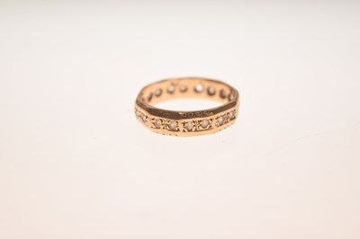 Lot 33 - Yellow metal eternity ring (a/f)