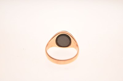 Lot 4 - Edwardian 18ct gold bloodstone signet ring
