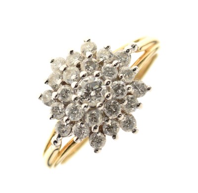 Lot 17 - Twenty-five stone diamond ring