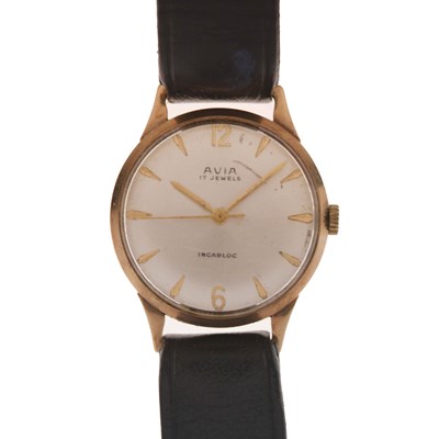 Lot 170 - Avia - 9ct gold cased wristwatch
