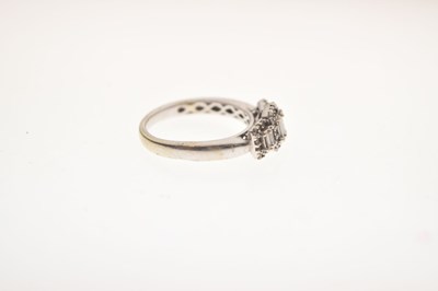 Lot 1 - Fancy cut diamond cluster ring