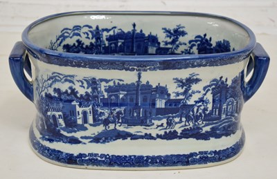 Lot 410 - Reproduction blue and white transfer decorated footbath