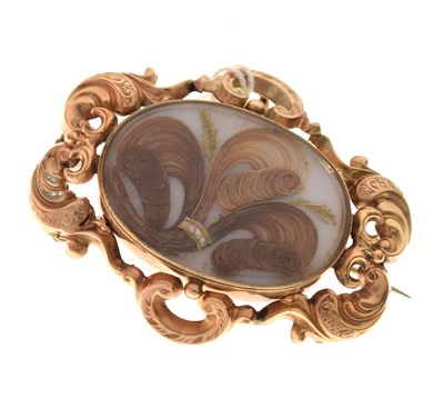 Lot 87 - Victorian mourning brooch