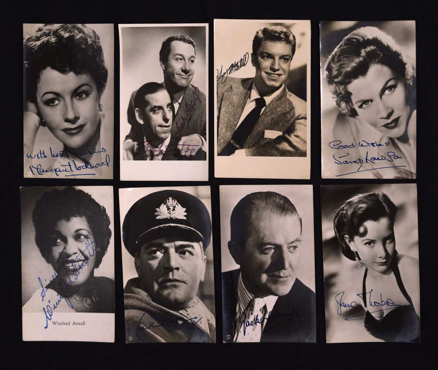 Lot 289 - Collection of autographs and portrait