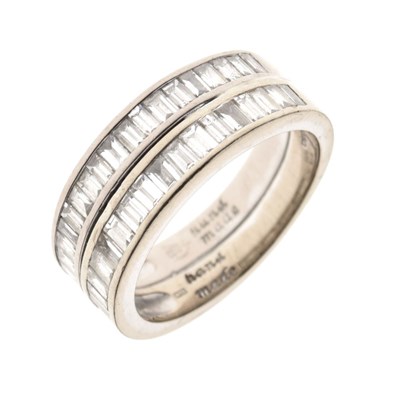 Lot 42 - 18ct white gold double half hoop ring