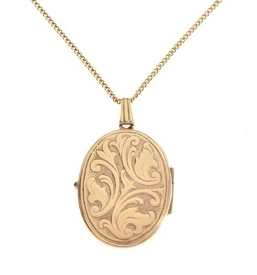 Lot 54 - 9ct gold oval locket and chain