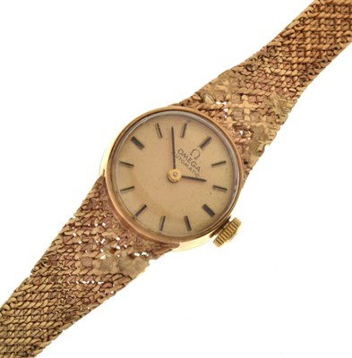 Lot 101 - Omega - Lady's 9ct gold automatic wristwatch