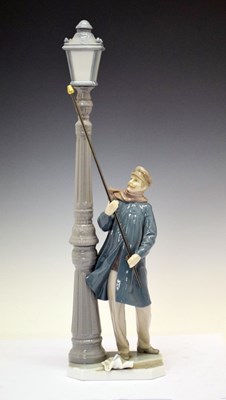 Lot 428 - Lladro porcelain figure - 'Lamplighter', 5205