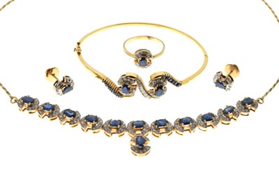 Lot 48 - Sapphire and diamond set suite of jewellery