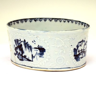 Lot 532 - Lowestoft relief moulded blue and white butter dish, c. 1768
