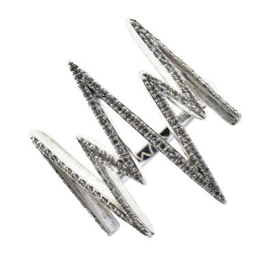 Lot 42 - ESSY - Diamond set 'Heartbeat' ring
