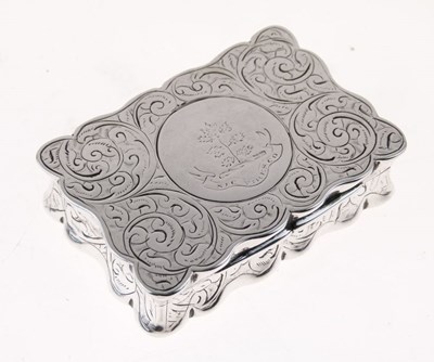 Lot 187 - Edward VII silver snuff box of shaped rectangular form