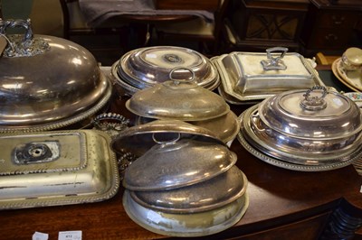 Lot 601 - Large quantity of plated wares - serving dishes etc