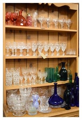 Lot 700 - Quantity of glass ware