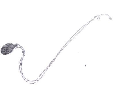 Lot 40 - 18ct white gold oval locket