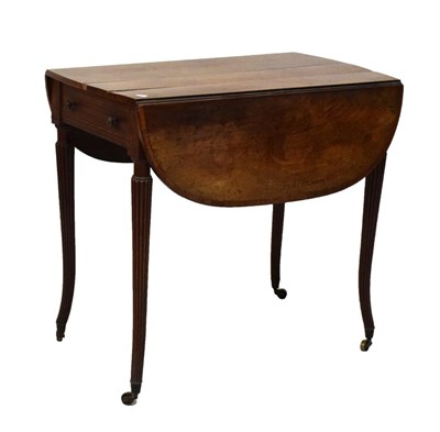 Lot 748 - George III mahogany and crossbanded pembroke table