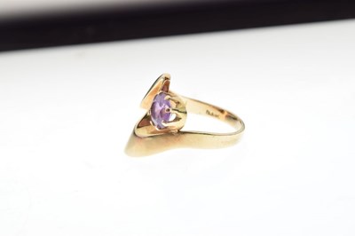 Lot 30 - Danish amethyst ring