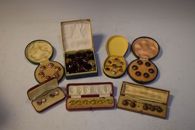 Lot 74 - Collection of assorted cased buttons, studs etc