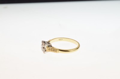 Lot 1 - Diamond single stone ring