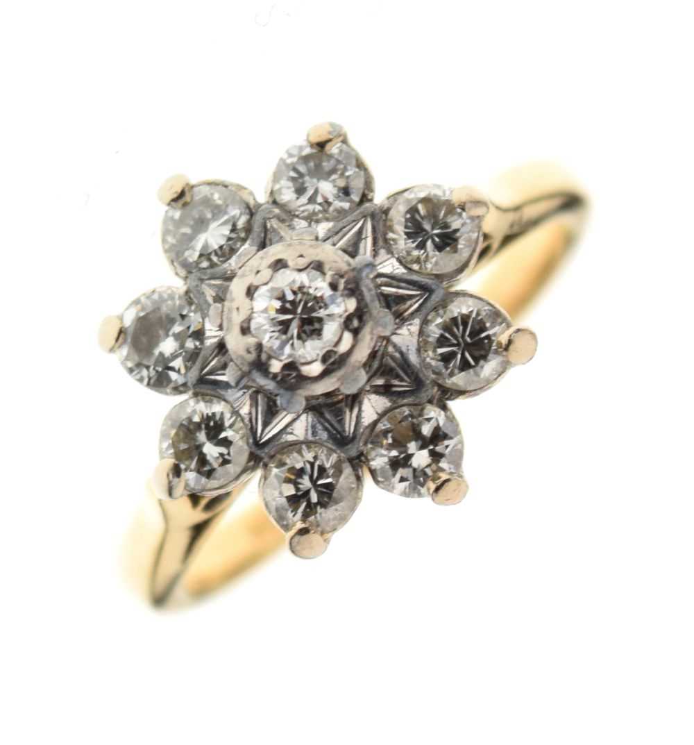 Lot 10 - Nine stone diamond cluster ring