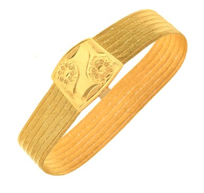 Lot 82 - Mesh bracelet