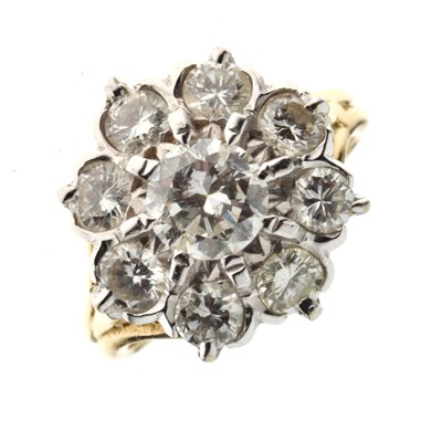 Lot 12 - Nine stone diamond cluster ring